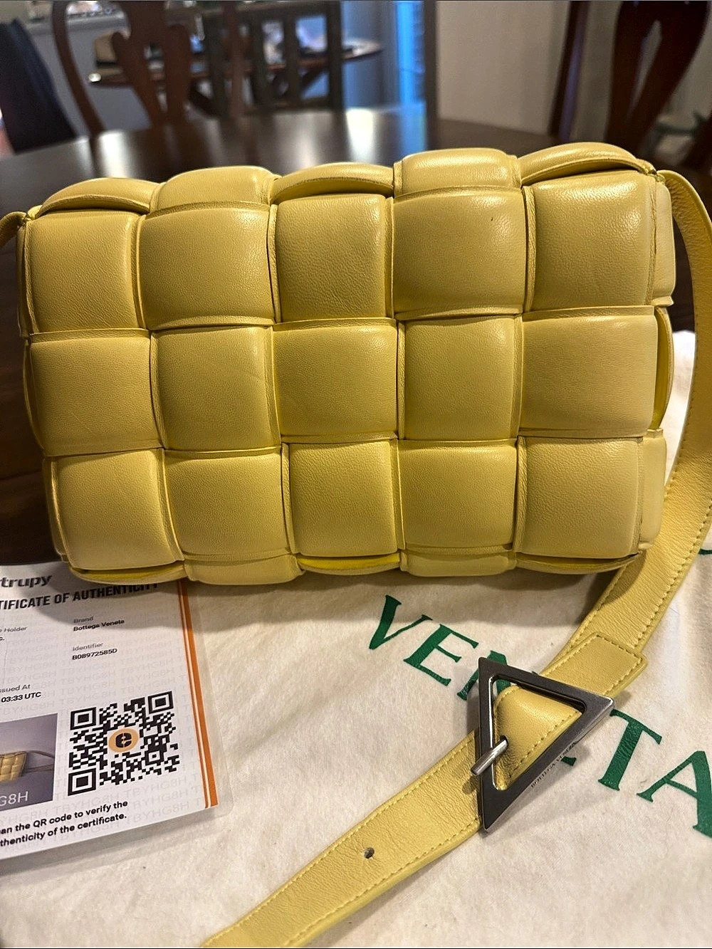 Bottega Veneta Padded Cassette Bag Mini Shoulder Bag in Yellow Leather - Picture 2 of 11